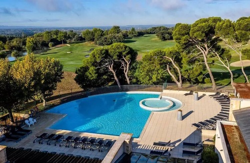 Saumane-de-Vaucluse Apartment | Residence Domaine Provence Country Club* - 2 rooms for 4 people Premium