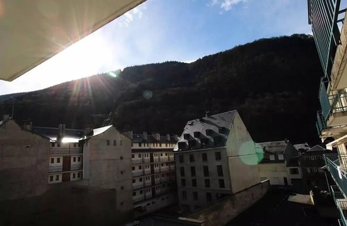 Bagneres-de-Luchon Apartment | Residence Hotel De France - Studio Cabin 4 Pers. 4 beds LUCHON BAGNES