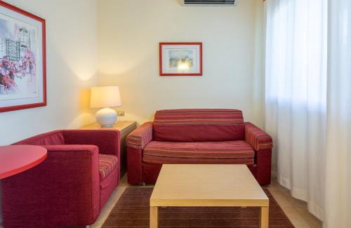 Zona XXX Castel Fusano Apartment | Residence I Triangoli