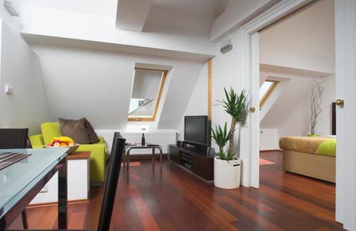 Prague 1 Apartment | Residence Karolina