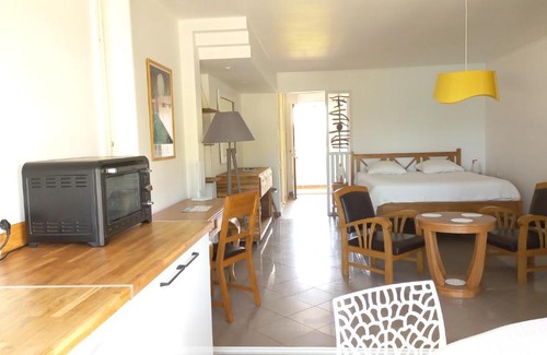 Pointe de la verdure Apartment | Residence la VieilleTour Studio Les Pélicans