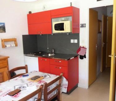 Valloire Apartment | Residence Le Thymel - 2 pièces cabine 4 personnes 2 exposé Est MAE-8644