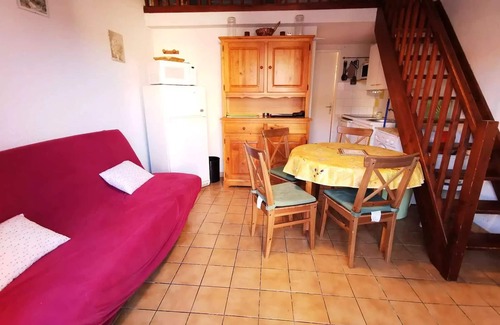 Port Leucate Villa | Residence Maisons De La Plage - VILLA T2 MEZZANINE 6 sleeping accommodations PORT LEUCATE. Ref: 1MPL 95D
