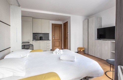 Cannes Old Town House | Residence Mero