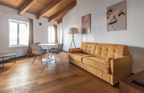 Cannes Old Town House | Residence Mero