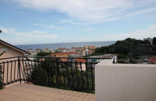 Pietra Ligure Apartment | Residence Oleandro