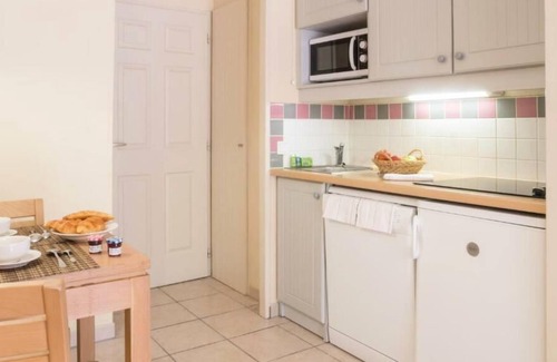 Soulac-sur-Mer Apartment | Residence Pierre & Vacances Les Dunes du Médoc*** - Apartment for 4 people - 1 bedroom - Terrace or balcony - South exposure