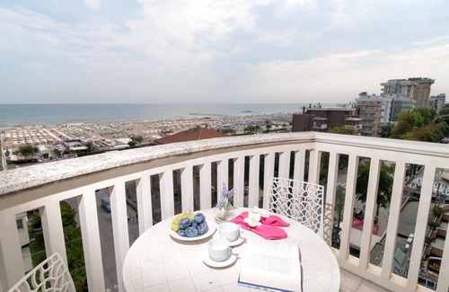 Miramare House | Residence T2