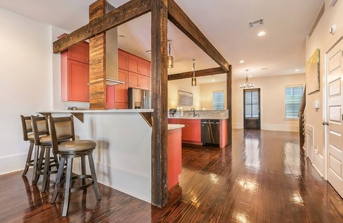 Faubourg Lafayette Condo | Residences Du Hosteeva