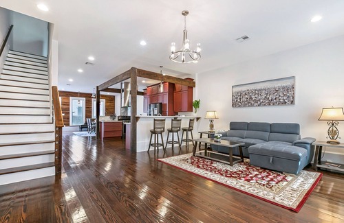 Faubourg Lafayette Condo | Residences Du Hosteeva