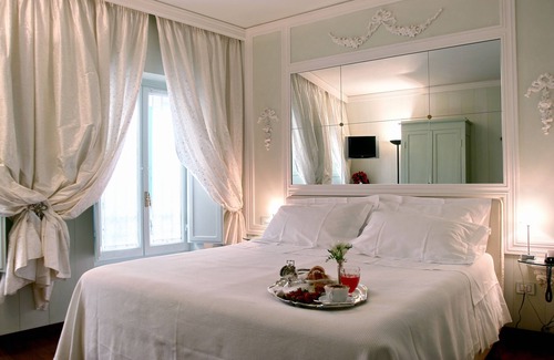 Siena Historical Center Bed & Breakfast | Residenza d'Epoca Relais Campo Regio
