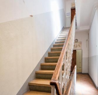 Historic Center House | Residenza Due Torri check in presso HOTEL CENTRALE Vicolo Cattani 7