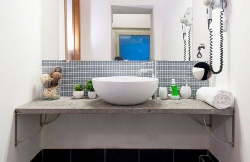 Rione VI Parione Apartment | RESIDENZA SANSONI charming and easy