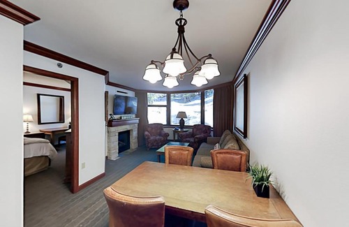 Olympic Valley Apartment | Resort at Squaw Creek's 317 & 319