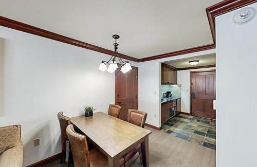 Olympic Valley Apartment | Resort at Squaw Creek's 317 & 319