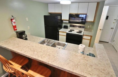 North Woodstock Condo | Resort Condo in Lincoln near Loon Mountain