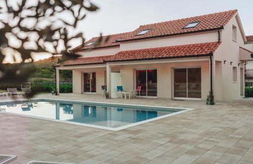 Dugopolje House | Resort Luka et Rafael