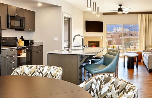 Moab Resort | Resort & Moab are a must to experience in your life !