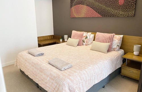 Noosa Heads Resort | Resort- Short Stroll 5 mins to Noosa Main Beach