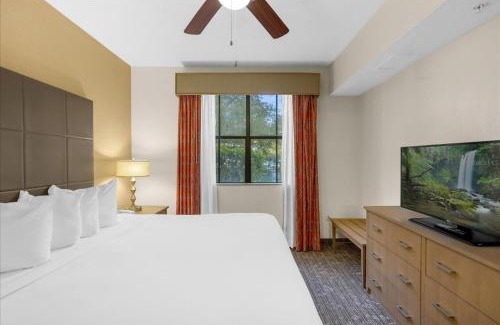 Florida Central Atlantic Coast Apartment | Resort Style Condo 4 miles from Disney