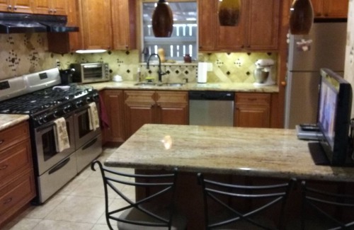 Coral Ridge Isles House | Resort Style Get Away Close To The Beach