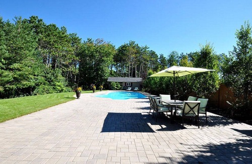 Barrie House | Resort Style Getaway Barrie w/ Pool!