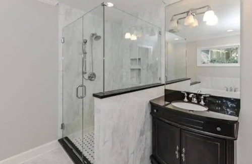 Providence Plantation House | Resort Style Pool in Boho mini mansion, 5 beds, TWO primary en-suites!