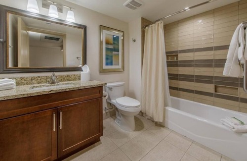 North Scottsdale Hotel | Resort-Style Scottsdale Stay w/Waterpark, Dining & Game Room