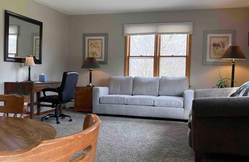 Afton Apartment | Retreat to Bass Creek 2 BR Apartment A Your Escape