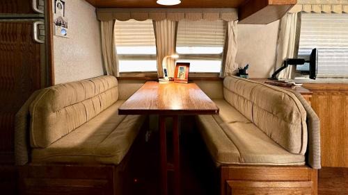 South Oceanside House | Retro Star-Wagon, Ocean Breez at Dolby Sound Studio