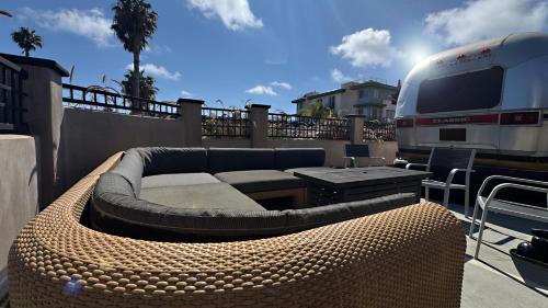 South Oceanside House | Retro Star-Wagon, Ocean Breez at Dolby Sound Studio