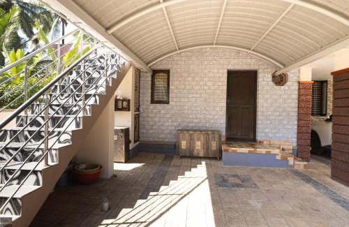 Udupi Apartment | Reunion Charm Villa