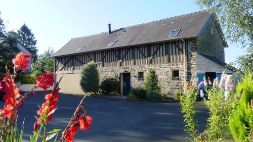 Tirepied Bed & Breakfast | REVES DE BAIE - Chambre d'hôtes COSY avec table BIO et MASSAGES - Vue panoramique exceptionnelle