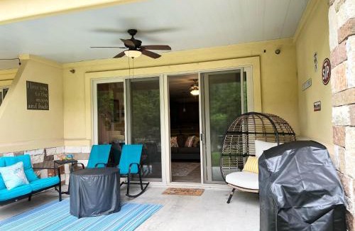 New Braunfels Apartment | RG 111 Guadalupe Fortress of Awesome