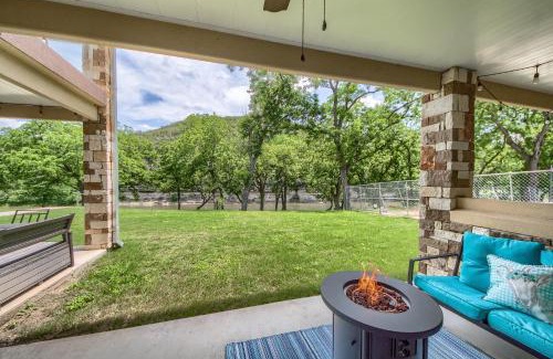 New Braunfels Apartment | RG 111 Guadalupe Fortress of Awesome