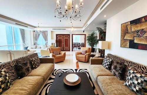 Dubai Marina Apartment | RH- Luxurious penthouse, Marina View Duplex with Golf Course Vista