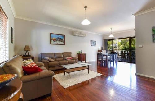 Iluka House | Rhijac at Iluka