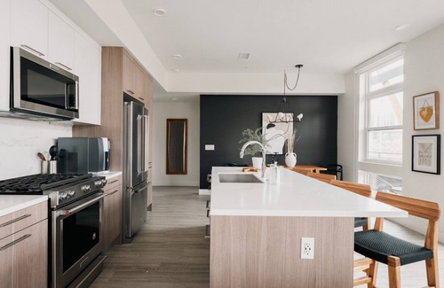 Highland Condo | Rhythm of Night | Espadin LoHi