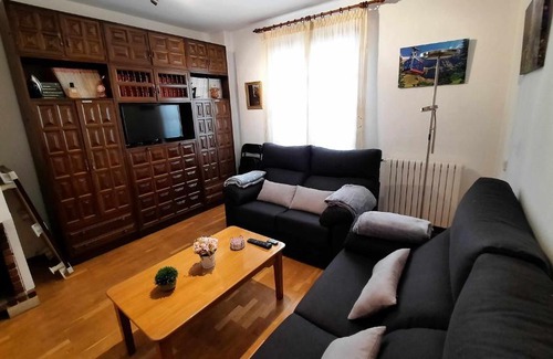 Riano Apartment | Riaño en las Montañas de Carmen VUT-LE-4950
