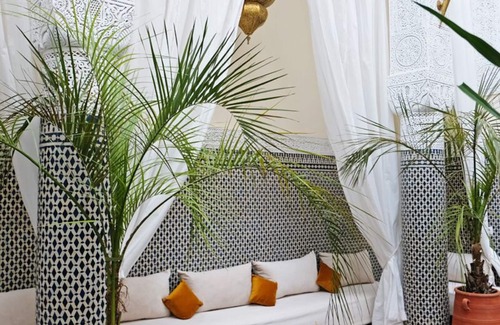 El Ayoun House | Riad Alassala Fes