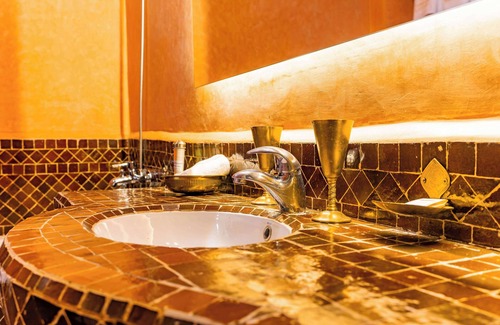 Bab Doukkala House | Riad Dar Dialkoum
