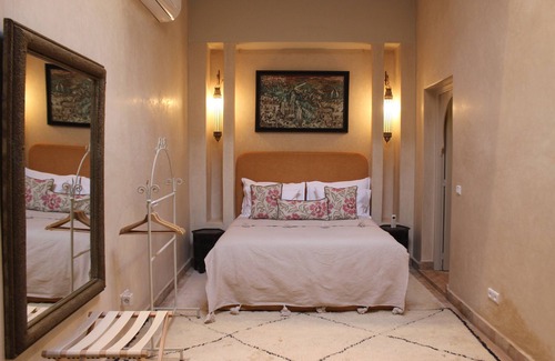 Zaouia Sidi Rhalem House | Riad Emberiza Sahari