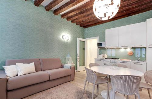 Castello Apartment | Rialto Prestige - Campo S Maria Formosa by Wonderful Italy