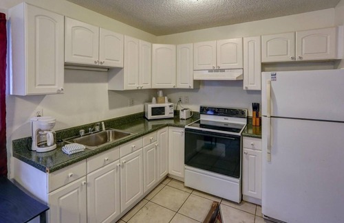 Hollywood Lakes Hotel | Richard's Motel Studio