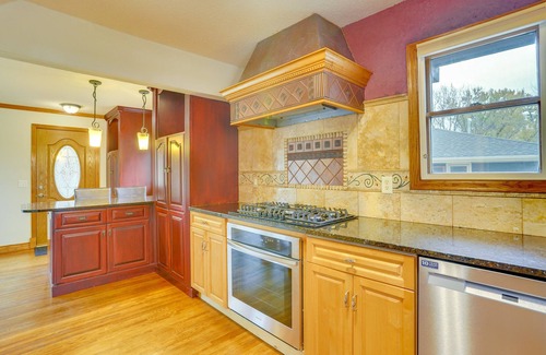 Richfield House | Richfield Home ~ 10 Mi to Central Minneapolis!