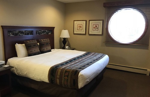 Tahoe Village Resort | Ridge Tahoe Resort 2A, 2 master suites