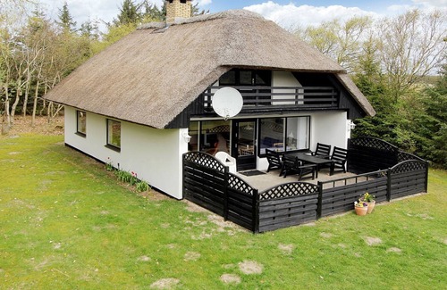 Rødhus House | "Rigitte" - 1.5km from the sea by Interhome