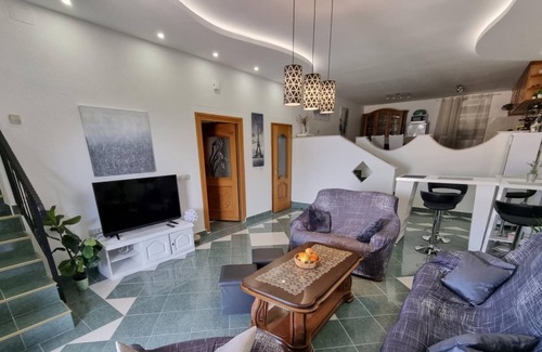 Jadranovo Ski Chalet | RIGO 8 pax - Four Bedroom Chalet, Sleeps 8