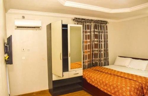 Lagos Hotel | Rikkies Place Hotel