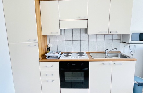 Forges-les-Bains Apartment | Rimbaud: Apartment 300 metres from the thermal baths (public parking)